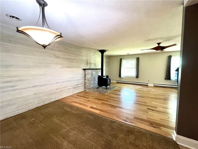 Foto del edificio - 32151 Avon Rd