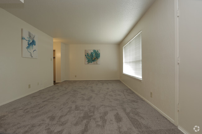 Interior Photo - Canyon Hills