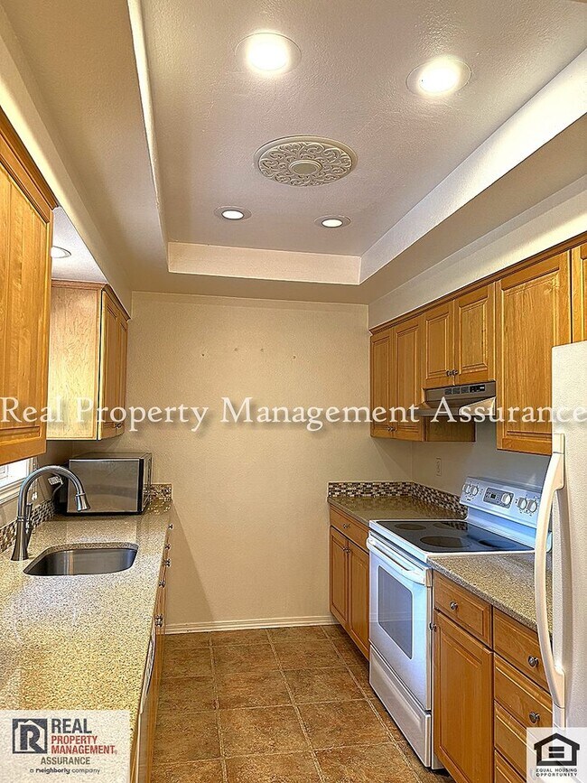 Foto del edificio - 3260 Arbor Dr