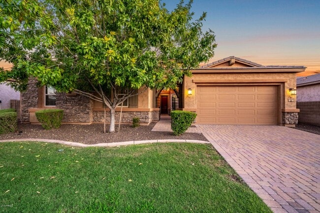 Photo - 953 E Boston St House