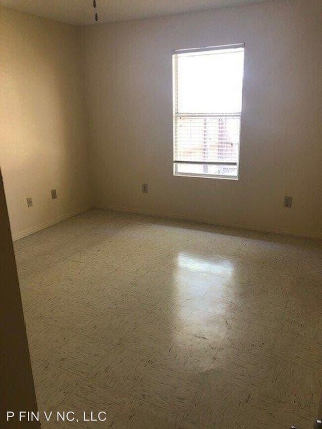 Building Photo - 2 br, 2 bath House - 104 Pembroke Ct