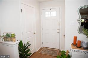 Primary Photo - 20 Foxwood Dr