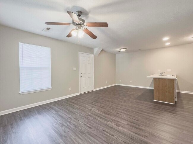 Foto del edificio - 1640 Golf Club Ln