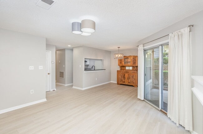 Foto del edificio - Delightful 2-bedroom, 2-bathroom condo