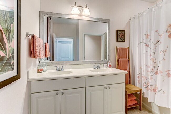 Foto del edificio - 2152 White Sands Way
