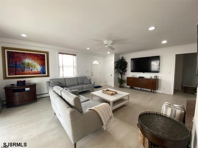 Building Photo - 3000 Pacific Ave