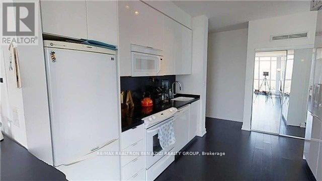 Photo du bâtiment - 15 Iceboat Terr