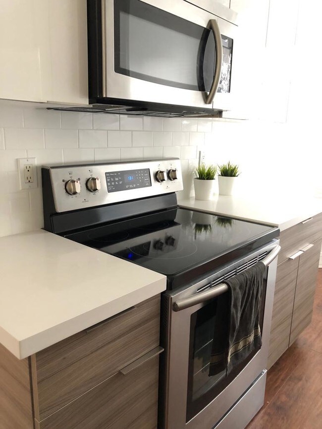 Building Photo - 20951  Via Jasmine  3