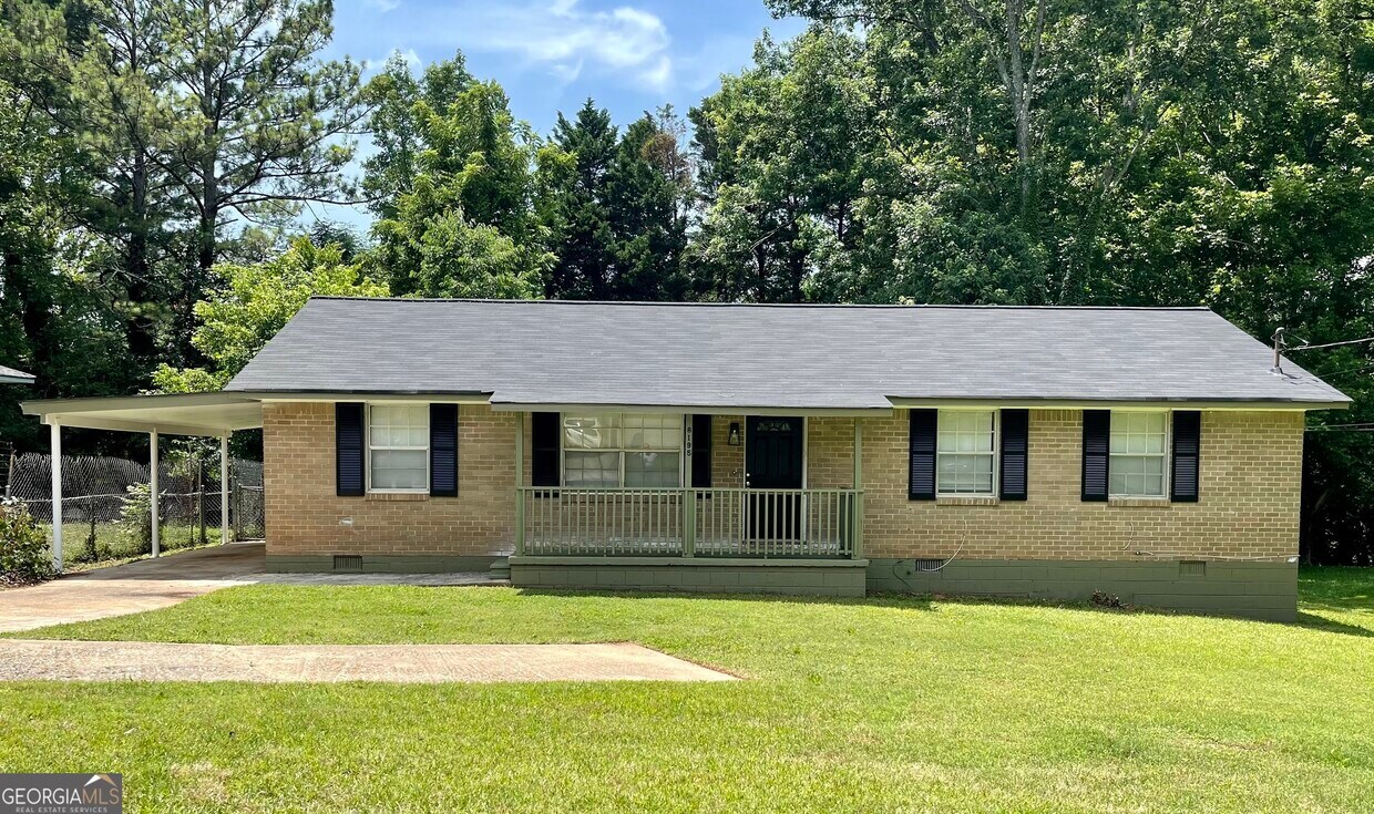 8195 Queens Dr, Jonesboro, GA 30238 House Rental in Jonesboro, GA