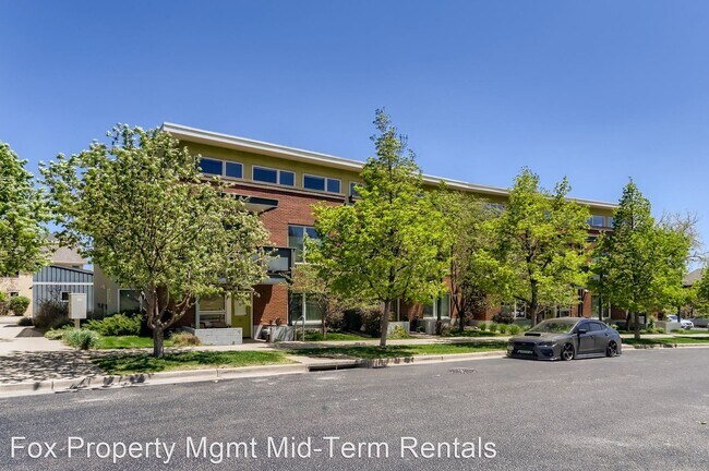 Building Photo - 1 br, 1 bath House - 4650 Holiday Dr #203