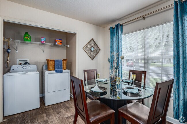 2 habitaciones, 2 baños - 104 m² - Comedor - Hawthorne Groves