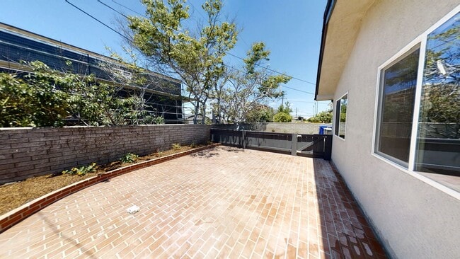 Foto del edificio - 4BD/2BA, Quick Walk to Campus!