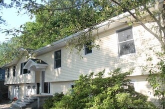 Building Photo - 81 Woodridge Dr S