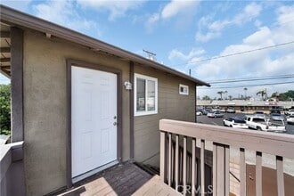 Building Photo - 6735 Yellowstone Dr