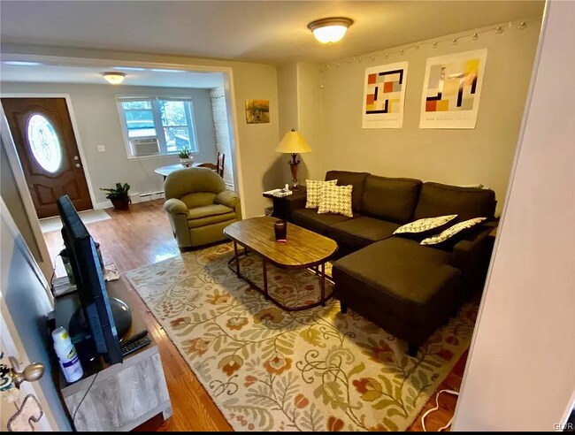 Foto del edificio - 315 Brodhead St