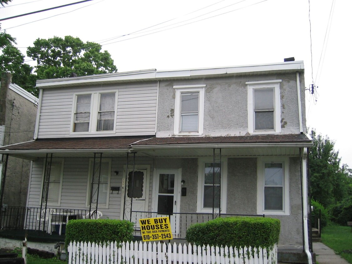 Primary Photo - 1118 Central Ave