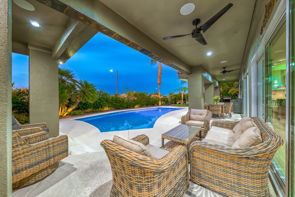 Foto principal - Stunning Green Valley, Guard Gated Communi...