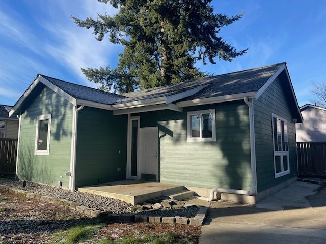 Building Photo - 5938 Danials Loop SE