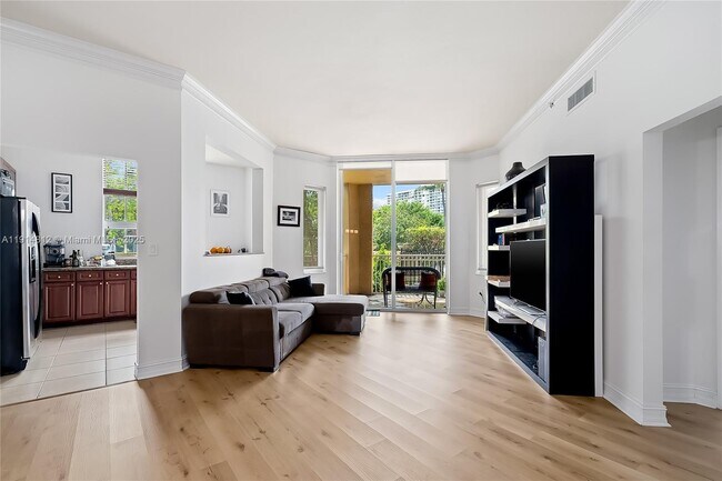 Foto del edificio - 3001 NE 185th St