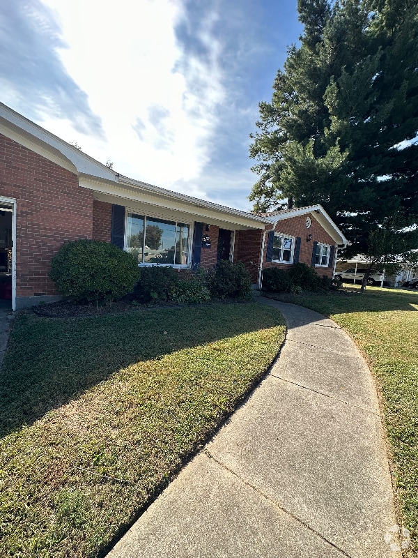 Park Lawn Apartments under 2,000 Louisville, KY 1 Rentals