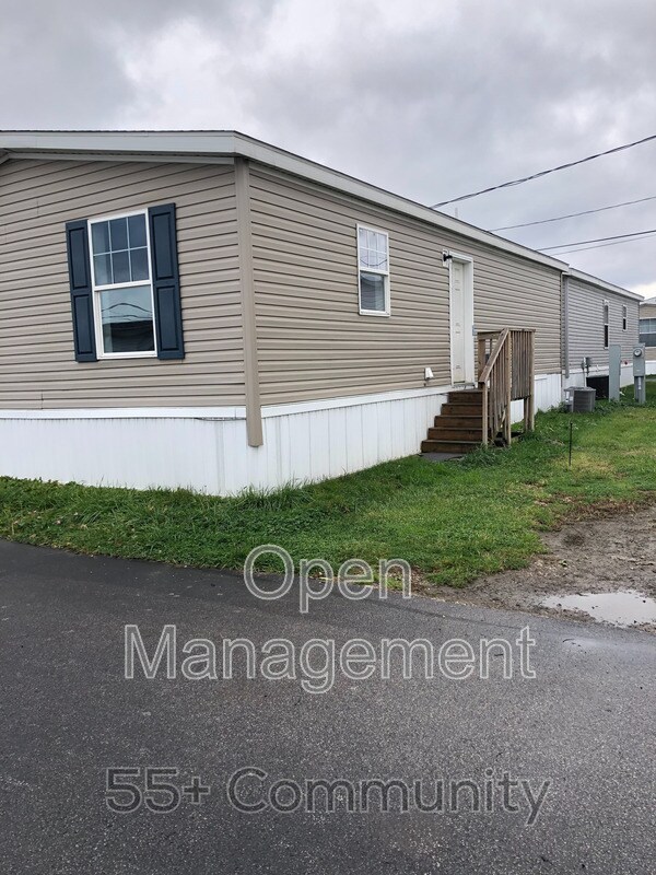 Building Photo - 2700 Brookpark Rd