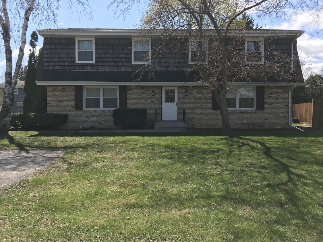 street view - 2309 4 Mile Rd
