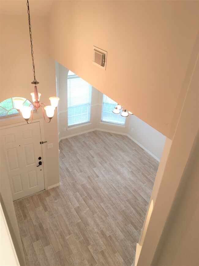 Foto del edificio - 2214 Valley View Crossing