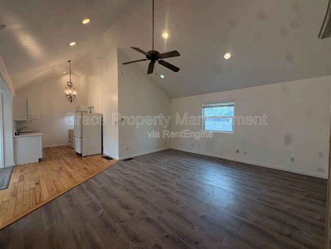 Photo - 310 S 2nd Ave Apartment