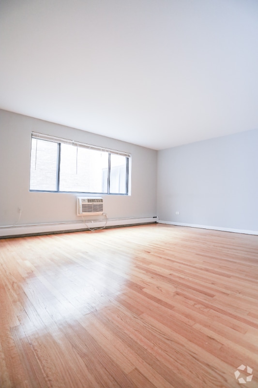 Building Photo - 567 W Stratford Pl