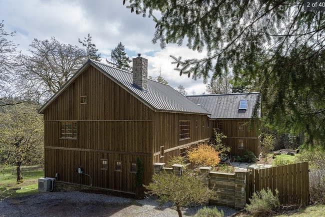 Building Photo - Orcas Landing Custom Built Luxury Home