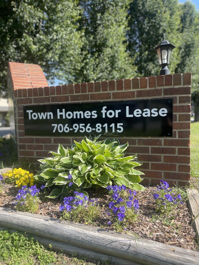 Glen Ridge Townhomes Townhomes for Rent - Chattanooga, TN | Apartments.com