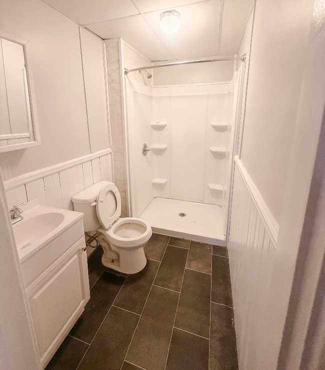 Building Photo - 24 Main St