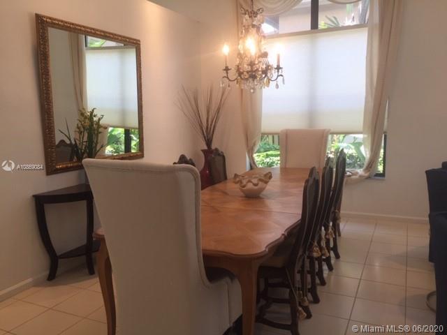 Foto del edificio - 4553 Barclay Fair Way