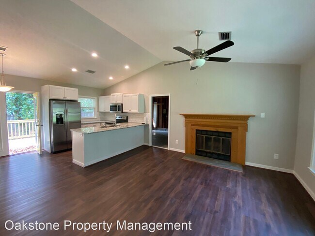 Foto del edificio - 3 br, 2 bath House - 813 Marbleridge Road