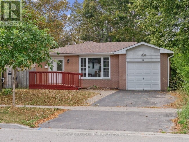 Building Photo - 6 Glenecho Dr