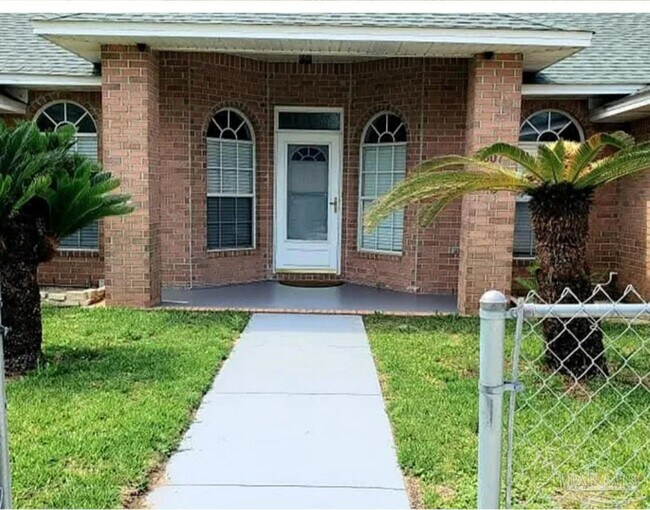 Foto del edificio - 1007 W Government St