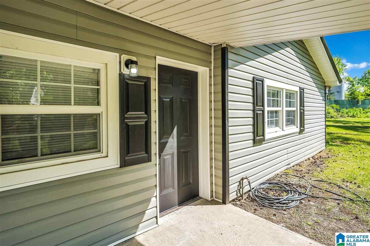 Primary Photo - 117 Beechwood Ave