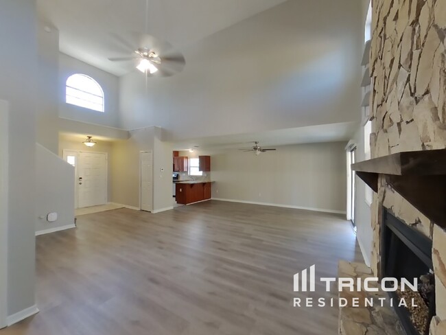 Foto del edificio - 2337 Hawthorne Rd