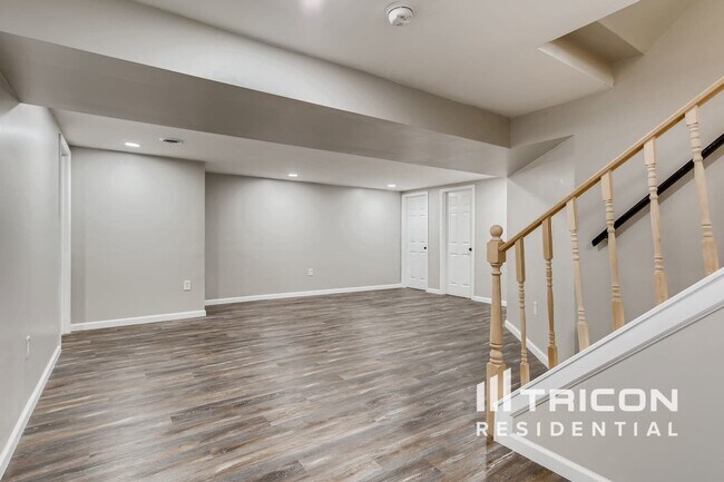 Foto del edificio - 9213 Sandra Park Rd