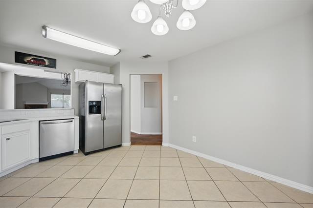 Foto del edificio - 1012 Waterview Dr