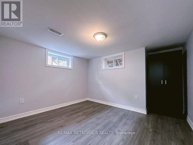 Building Photo - 87 Cadillac Ave S