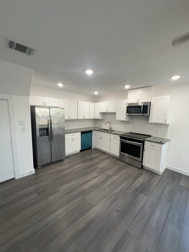 Foto del edificio - 6013 Wedgefield St