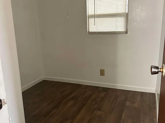 Building Photo - 1217 W Wabash St