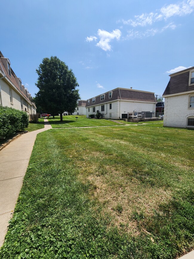 Foto del edificio - Huntley Ridge East at Hanley Ln.