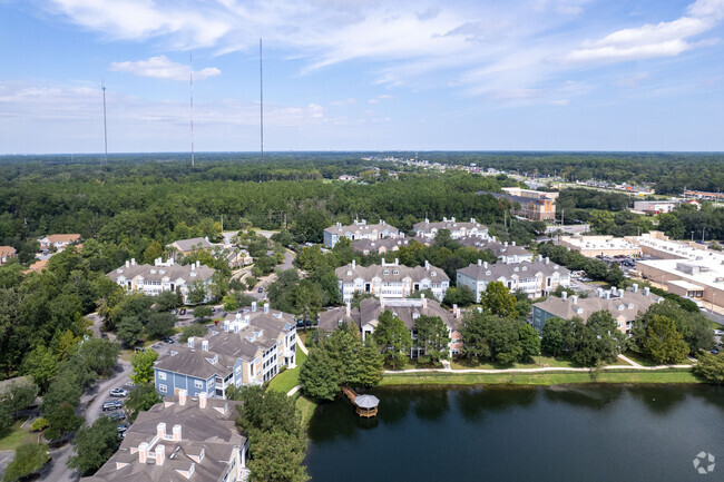 Montreux at Deerwood Lake - Apartments in Jacksonville, FL | Apartments.com