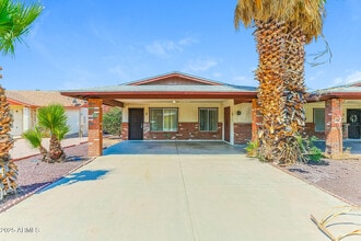 Building Photo - 4401 E Contessa St