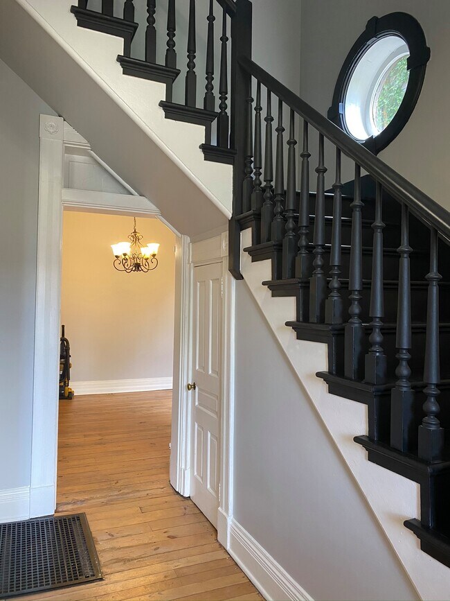 Foyer - 224 Bonner Street