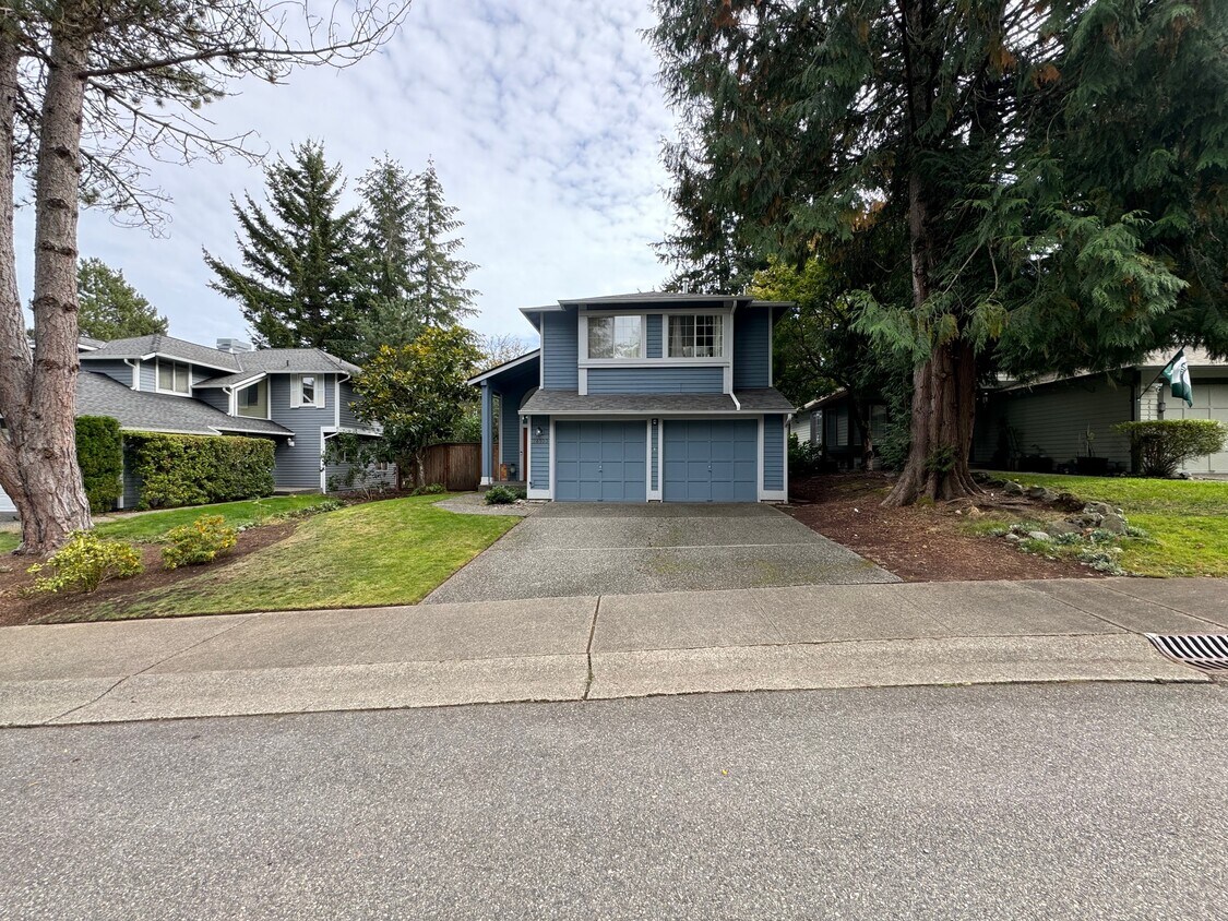 Primary Photo - 24333 SE 42nd St