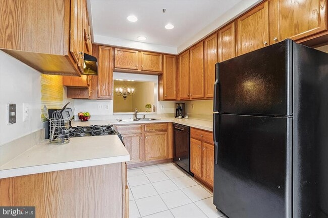 Building Photo - 333 Prettyman Dr