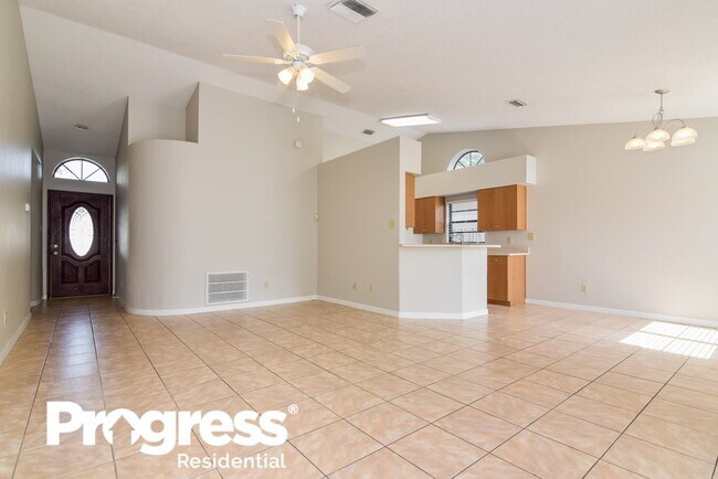 Foto del edificio - 1440 Tiverton Dr